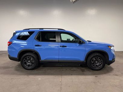 Used 2025 Honda Pilot TrailSport
