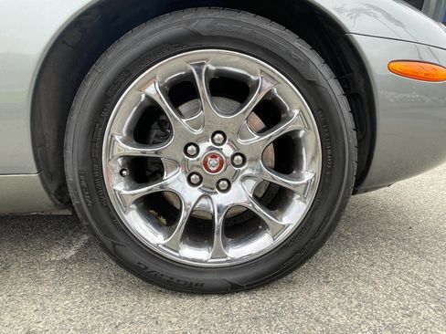 Used 2002 Jaguar XK8 Convertible RWD image 32