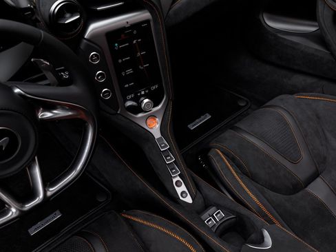 New 2027 McLaren 750S Spider RWD image 43