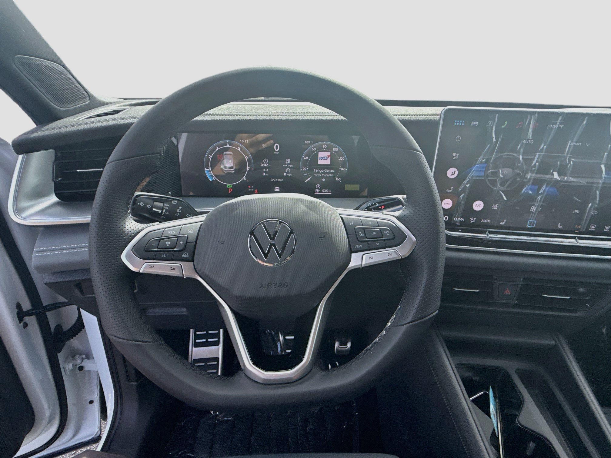 New 2026 Volkswagen Tiguan SE R-Line FWD image 10