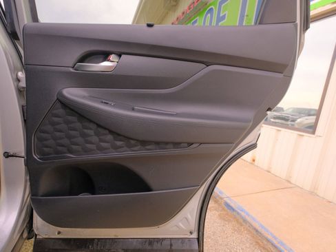 Used 2023 Hyundai Santa Fe SEL Convenience image 18