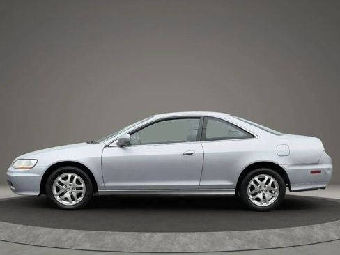 Used 2001 Honda Accord EX image 4