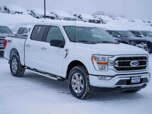 Used 2022 Ford F150 XLT w/ XTR Package image 3