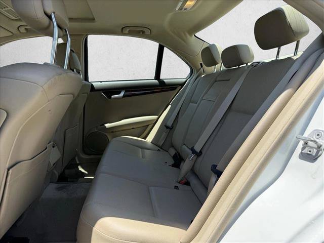 Used 2014 Mercedes-Benz C 250 Sedan image 15