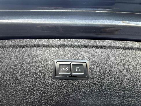 Used 2019 Audi Q5 Premium Plus w/ Premium Plus Package image 31