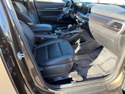 Used 2024 Kia Telluride S w/ S Sunroof Package image 10