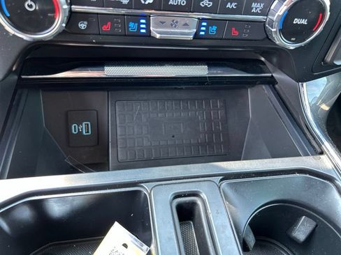 Used 2022 Ford F150 Lariat w/ Equipment Group 502A High AWD/4WD image 21