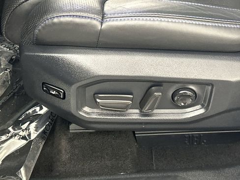 Used 2023 Toyota Sequoia Platinum AWD/4WD image 20