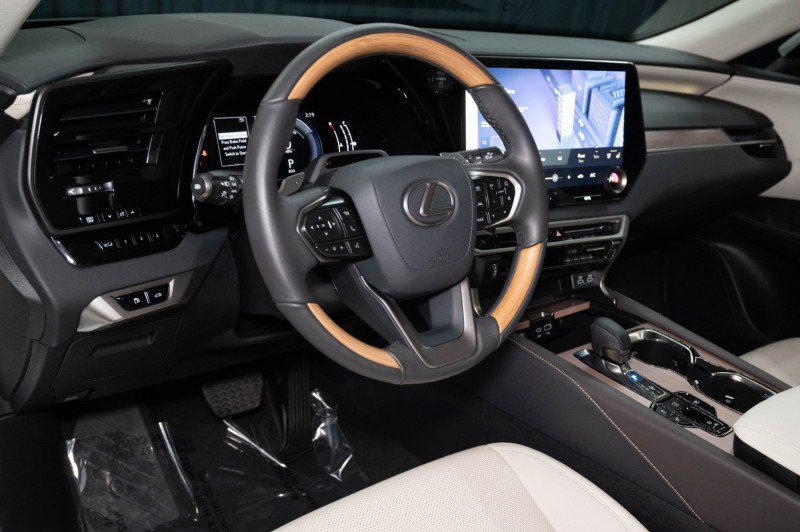Used 2024 Lexus RX 350h w/ Convenience Package AWD/4WD image 15