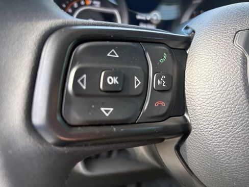 Used 2026 Jeep Gladiator Rubicon AWD/4WD image 19