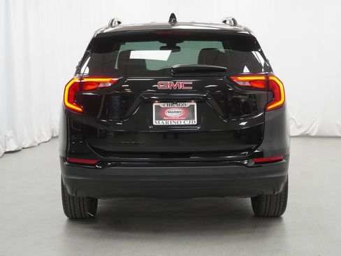 Used 2021 GMC Terrain SLT w/ Elevation Edition image 10