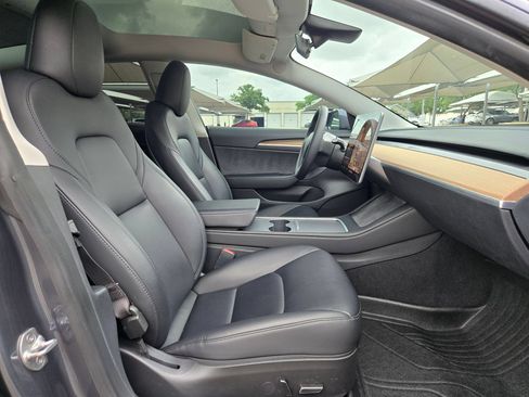Used 2023 Tesla Model 3 Standard Range RWD image 26
