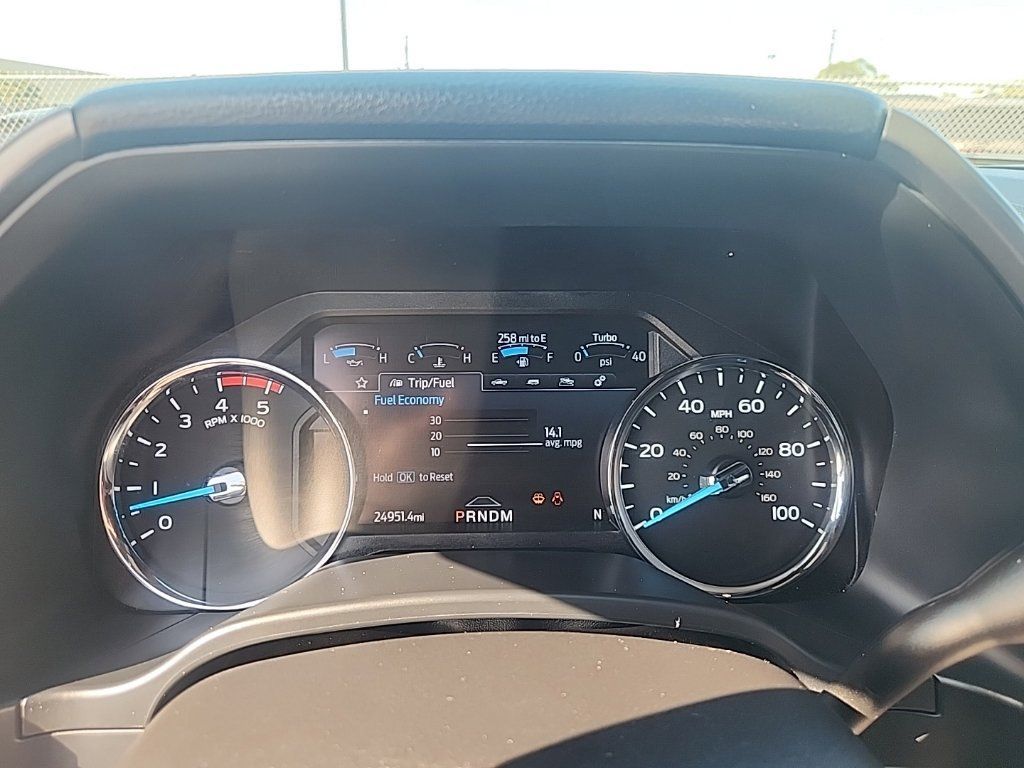 Used 2020 Ford F250 Platinum w/ FX4 Off-Road Package AWD/4WD image 21