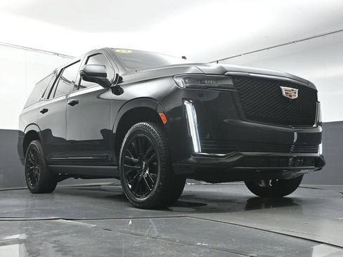 Used 2024 Cadillac Escalade Sport Platinum w/ Heavy-Duty Trailer Package AWD/4WD image 35