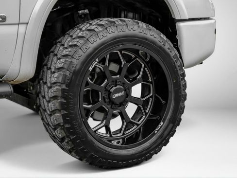 Used 2018 Nissan Titan PRO-4X w/ Pro-4x Convenience Package AWD/4WD image 49