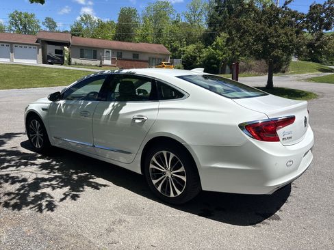 Used 2018 Buick LaCrosse Preferred FWD image 6