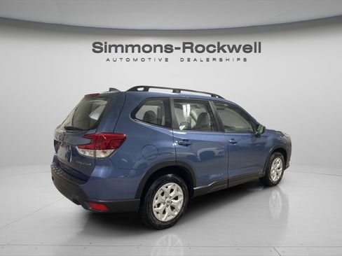 Used 2023 Subaru Forester AWD/4WD image 5