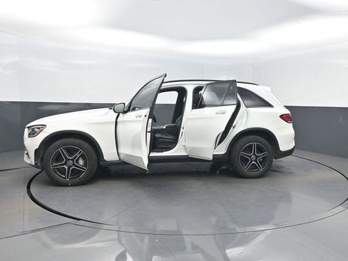 Used 2022 Mercedes-Benz GLC 300 4MATIC image 39