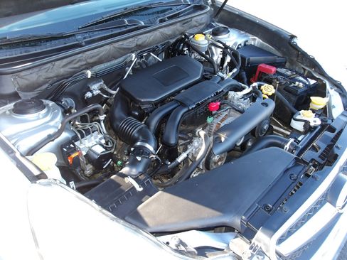 Used 2012 Subaru Legacy 2.5i Premium w/ All-Weather Pkg image 22