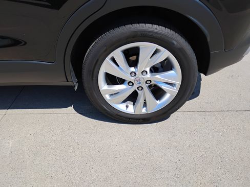 Used 2024 Buick Encore GX Preferred w/ Comfort Package FWD image 31