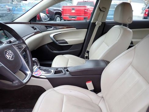 Used 2012 Buick Regal Premium image 10