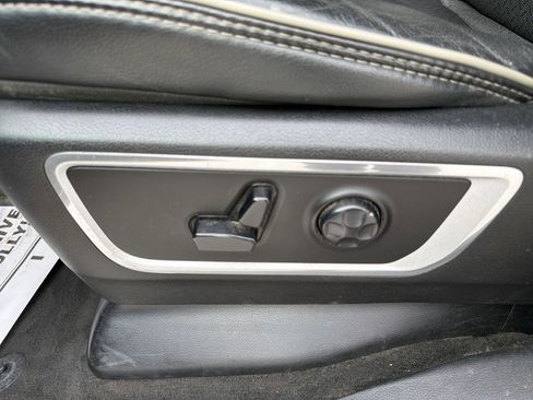 Used 2020 RAM 1500 Laramie w/ Off Road Group image 19