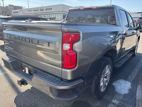 Used 2020 Chevrolet Silverado 1500 Custom w/ Custom Value Package image 6