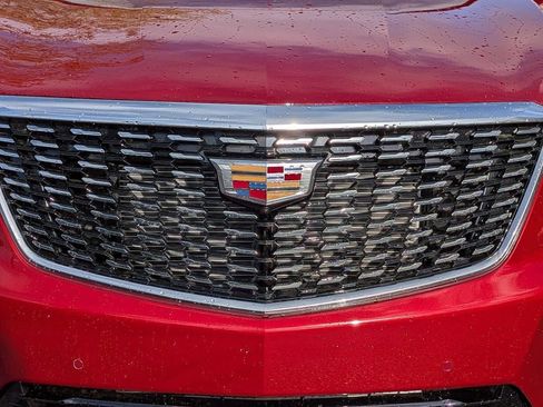 New 2026 Cadillac XT5 Premium Luxury image 11