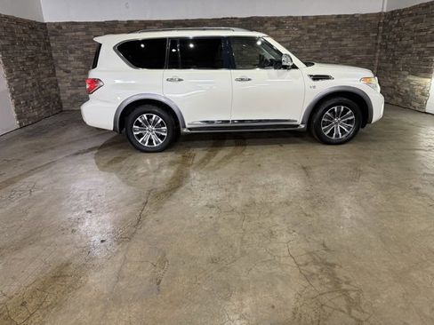 Used 2017 Nissan Armada SL w/ Technology Package image 4