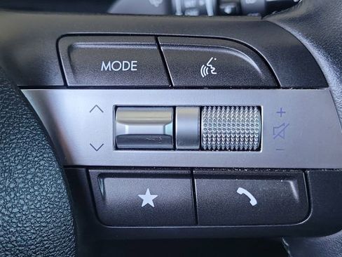 Used 2024 Hyundai Kona SEL FWD image 9