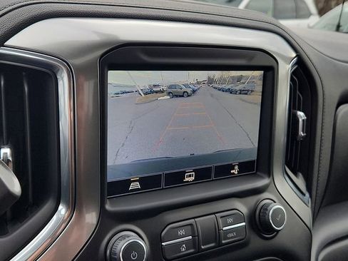 Certified 2021 Chevrolet Silverado 1500 LT Trail Boss w/ Convenience Package II image 18