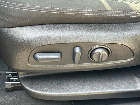 Used 2023 GMC Terrain SLE w/ Driver Convenience Package AWD/4WD image 37