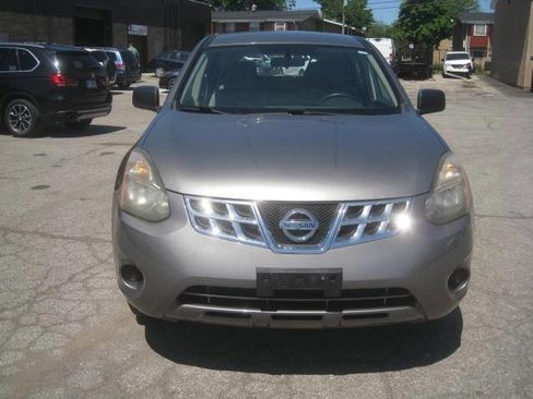 Used 2014 Nissan Rogue S AWD/4WD image 2