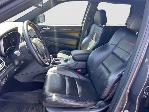 Used 2021 Jeep Grand Cherokee Trailhawk w/ Trailhawk Luxury Group AWD/4WD image 10