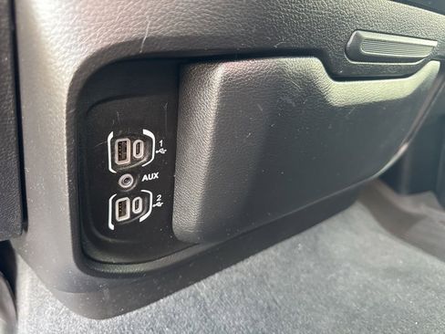 Used 2019 RAM 1500 Big Horn AWD/4WD image 43