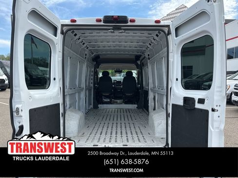 Used 2023 RAM ProMaster 2500 FWD image 12