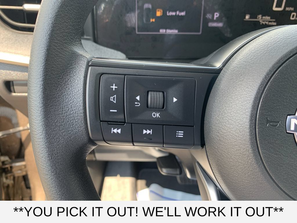 Used 2025 Nissan Kicks SV FWD image 16