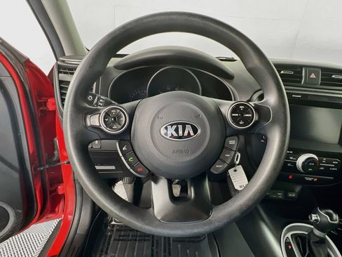 Used 2019 Kia Soul w/ Convenience Package FWD image 10