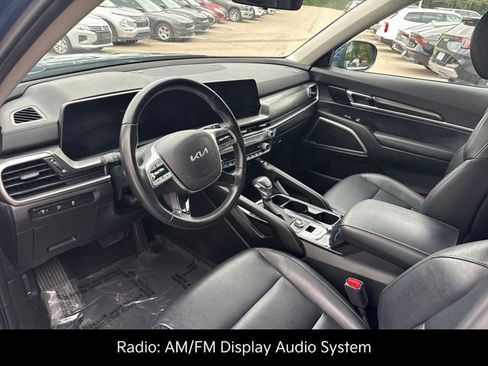 Certified 2023 Kia Telluride S w/ S Sunroof Package AWD/4WD image 7