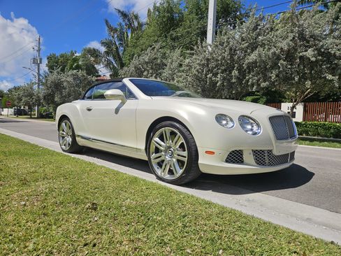 Used 2013 Bentley Continental GT AWD/4WD image 45