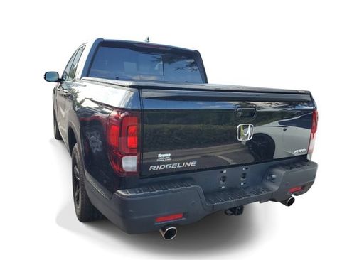 Used 2022 Honda Ridgeline Black Edition image 3