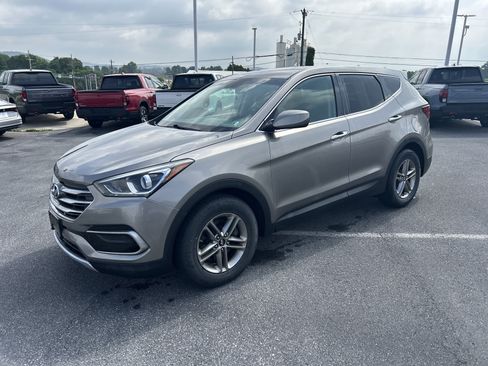 Used 2017 Hyundai Santa Fe Sport AWD/4WD image 10