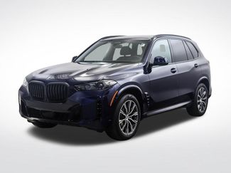 Used 2025 BMW X5 xDrive40i w/ Executive Package AWD/4WD video 1