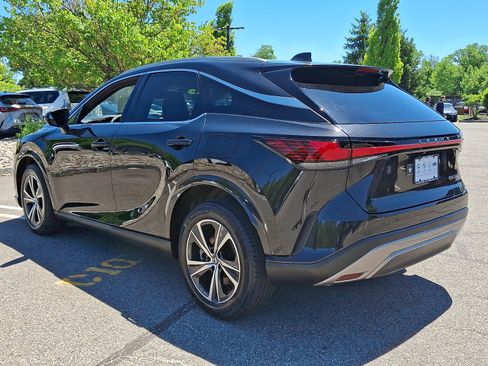 Used 2023 Lexus RX 350 Premium w/ Accessory Package AWD/4WD image 4