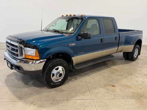 Used 2000 Ford F350 XLT AWD/4WD image 2