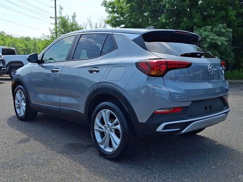 Used 2023 Buick Encore GX Preferred w/ Cold Weather Comfort Package FWD image 4