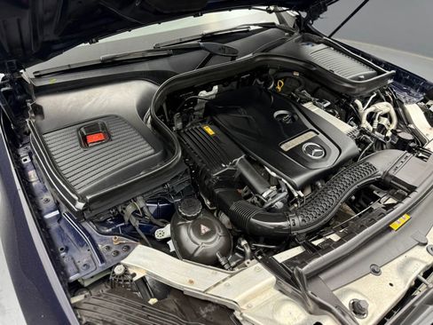 Used 2018 Mercedes-Benz GLC 300 4MATIC image 15