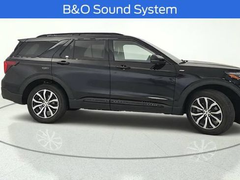 Certified 2026 Ford Explorer ST-Line AWD/4WD image 7