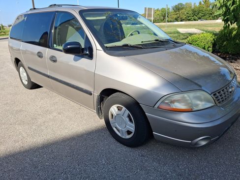 Used 2003 Ford Windstar LX FWD image 9
