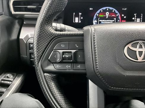 Used 2026 Toyota Tacoma SR5 AWD/4WD image 23